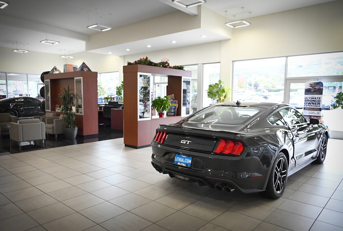 Lithia Ford of Roseburg photo 3