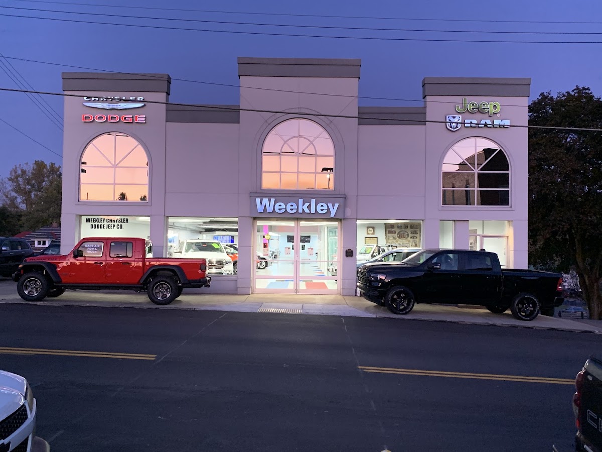 Weekley Chrysler Dodge Jeep Ram Butler photo 4