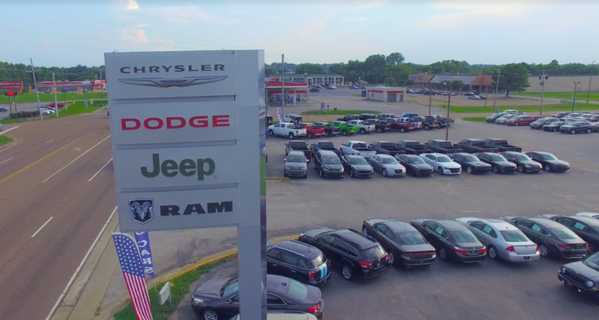 Landers Chrysler Dodge Jeep Ram North photo 2