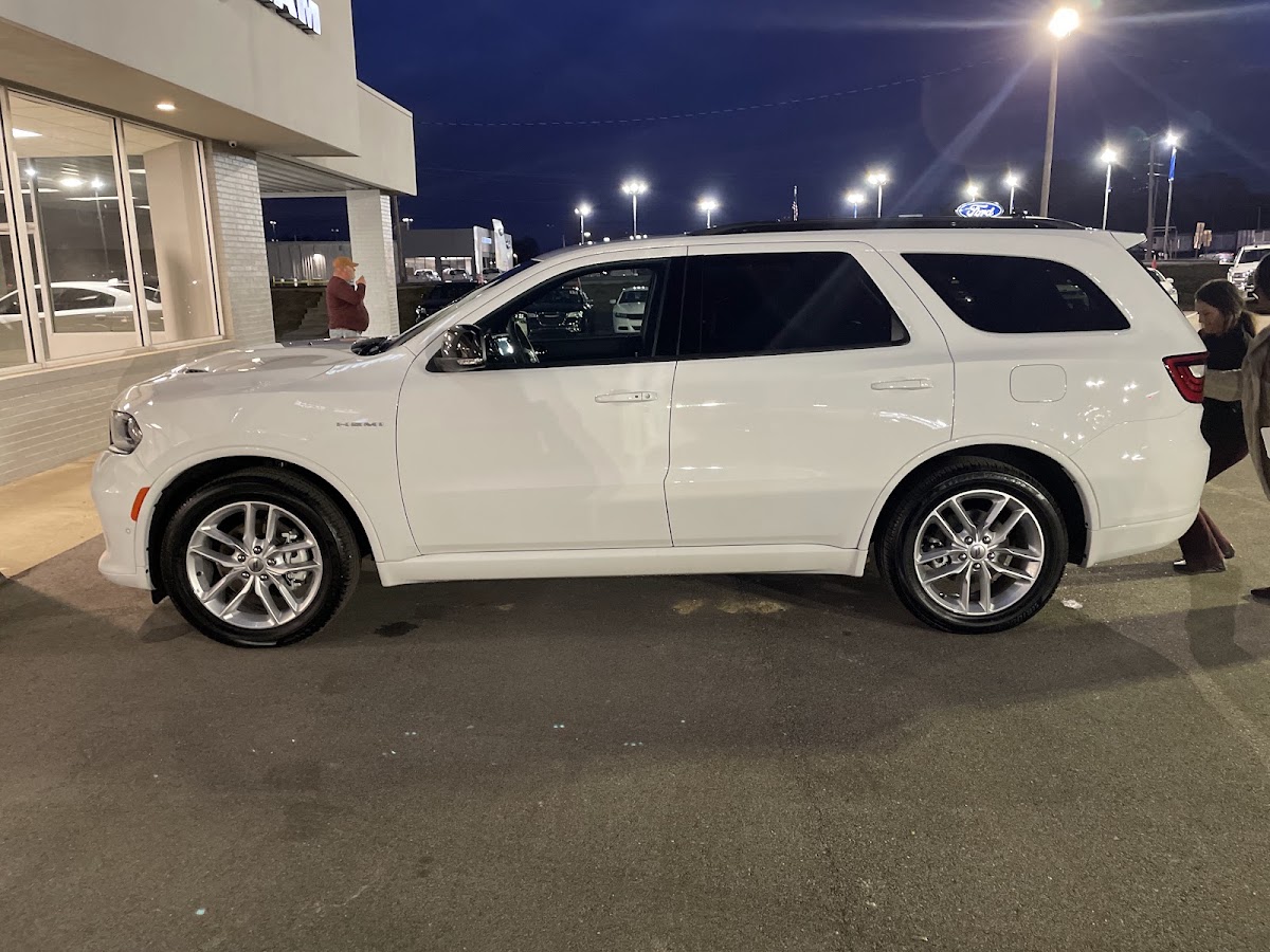 Landers Chrysler Dodge Jeep Ram North photo 5