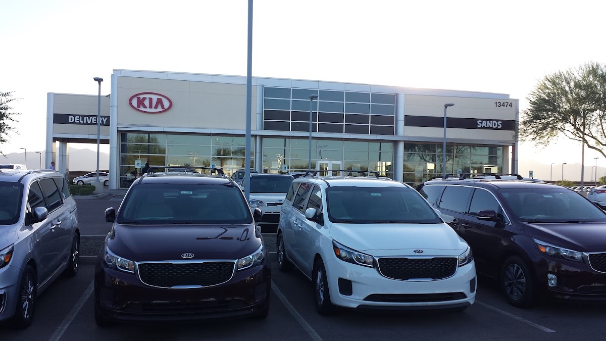 Sands Kia Surprise photo 1