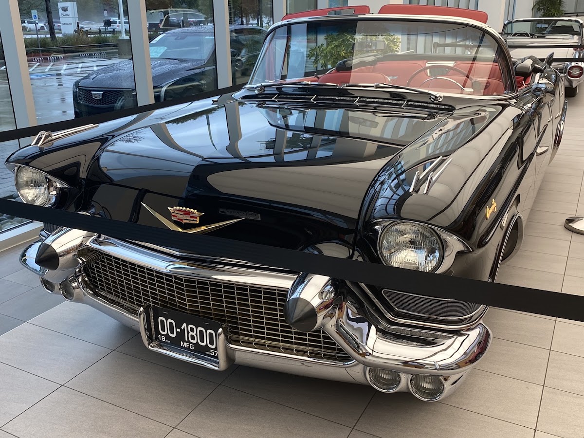 Bayway Cadillac of the Woodlands photo 3