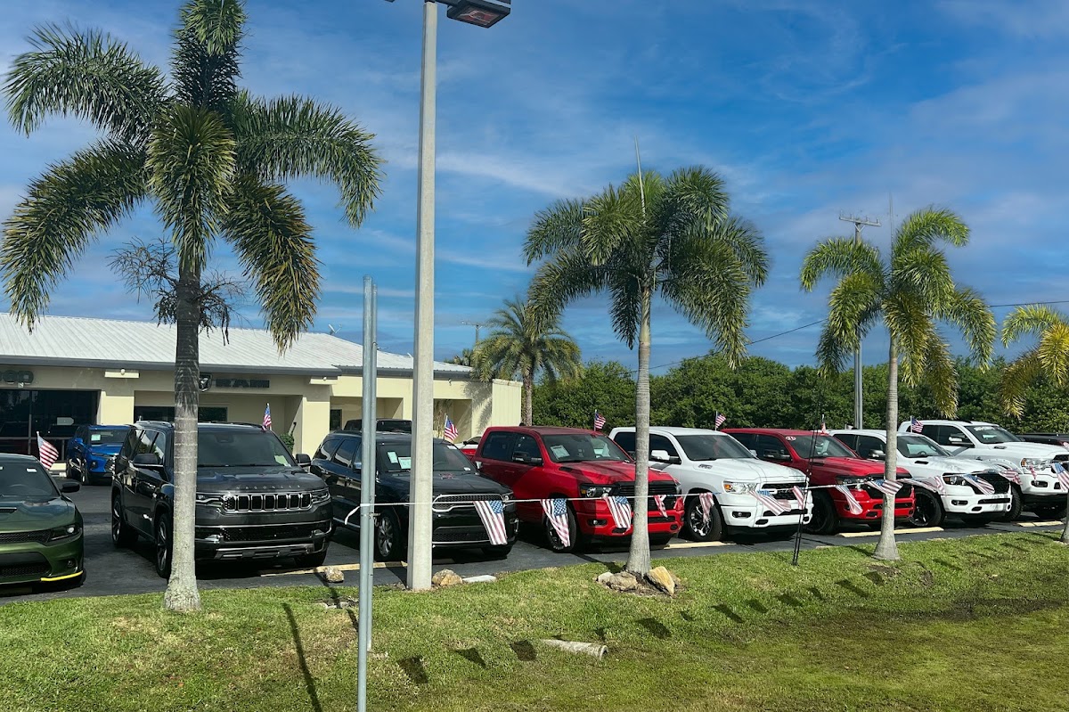 Okeechobee Chrysler Dodge Jeep Ram photo 3