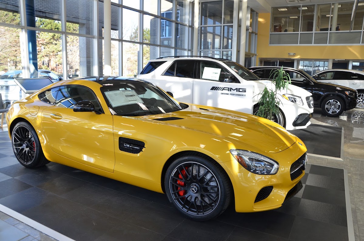 Crown Mercedes-Benz Dublin photo 3