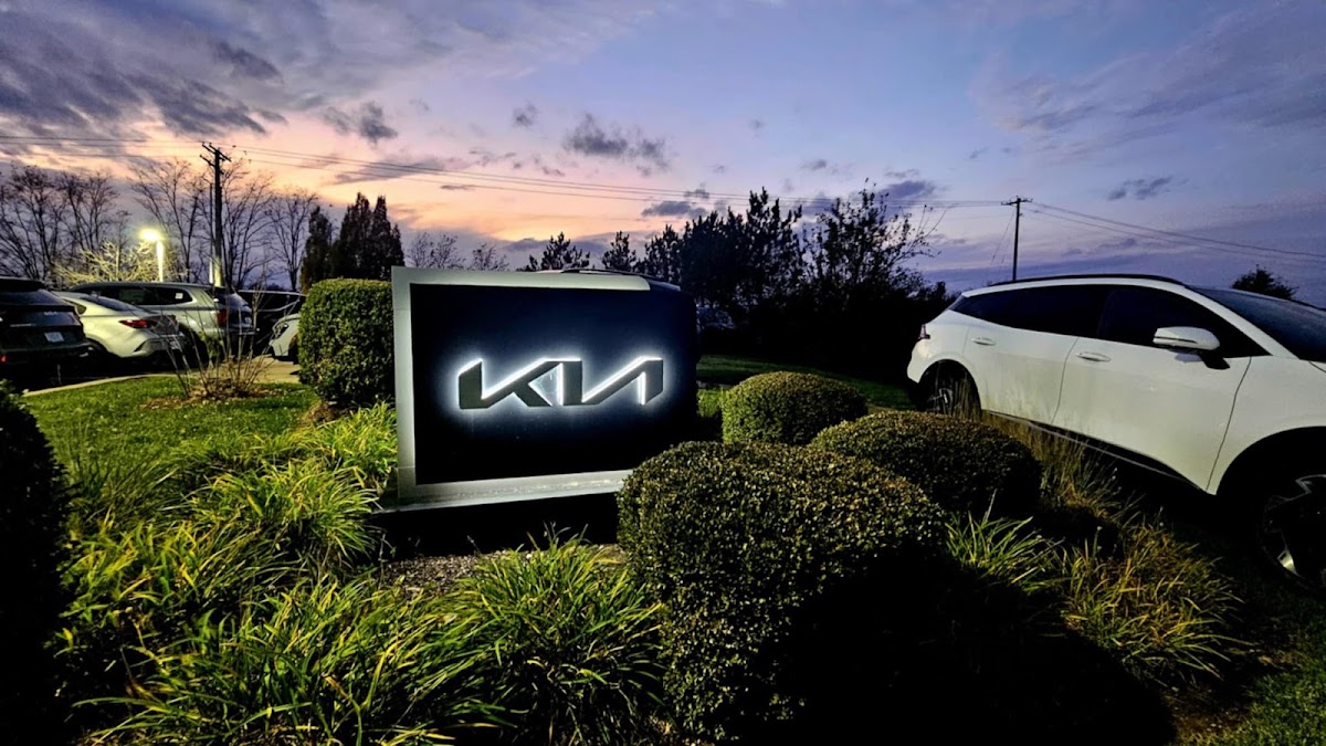 Jim Butler Kia Chesterfield photo 2