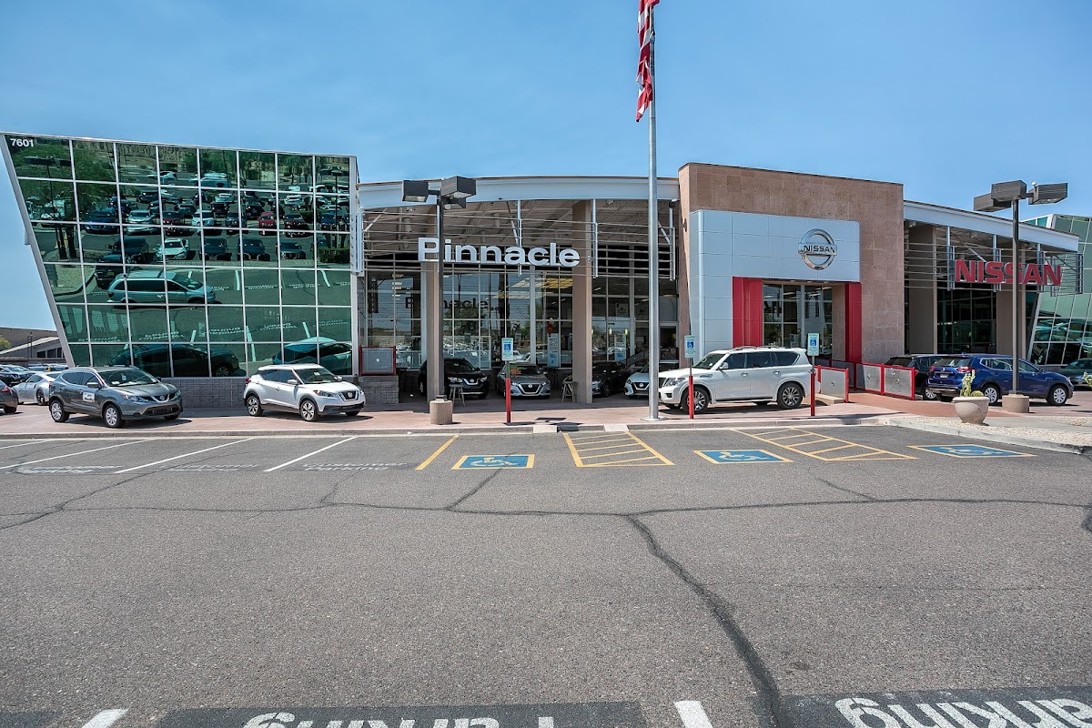 Pinnacle Nissan photo 1
