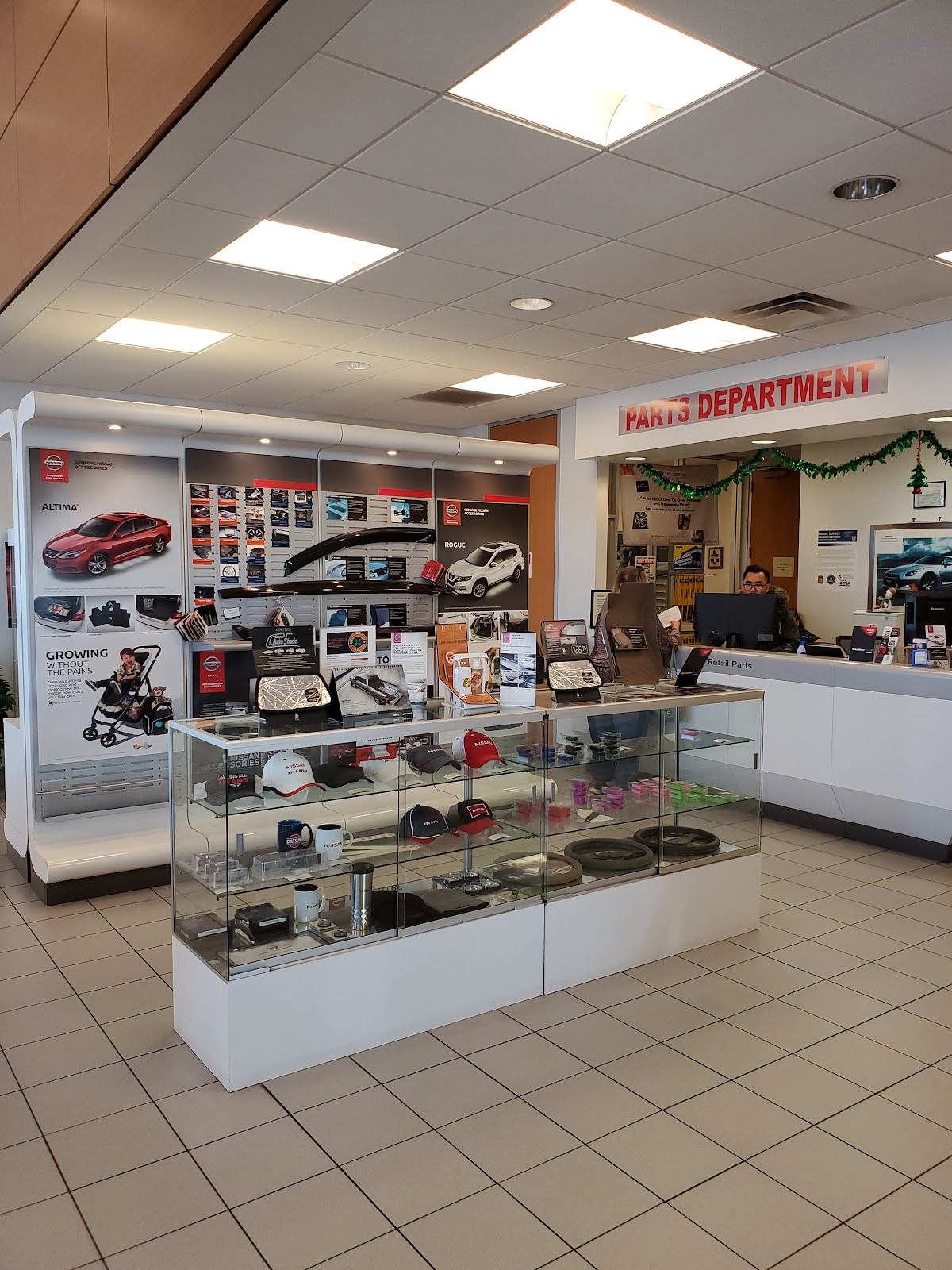 Clear Lake Nissan photo 4