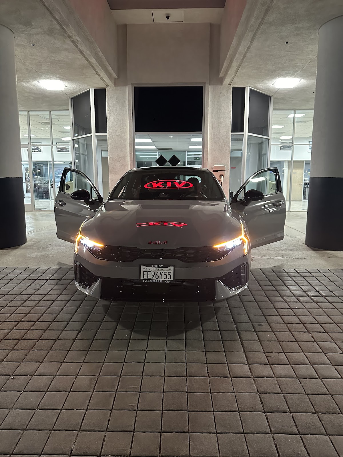 Trust Palmdale Kia photo 5