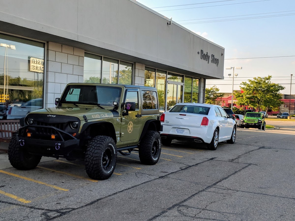 Champion Chrysler Dodge Jeep Ram Lansing photo 4