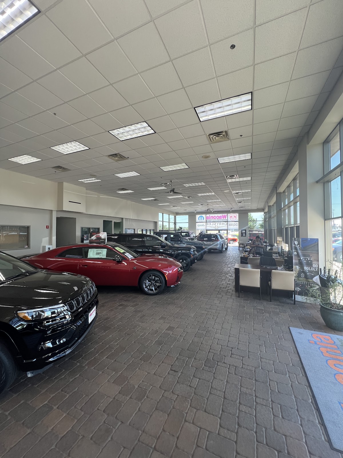 Waconia Dodge Chrysler Jeep Ram photo 3