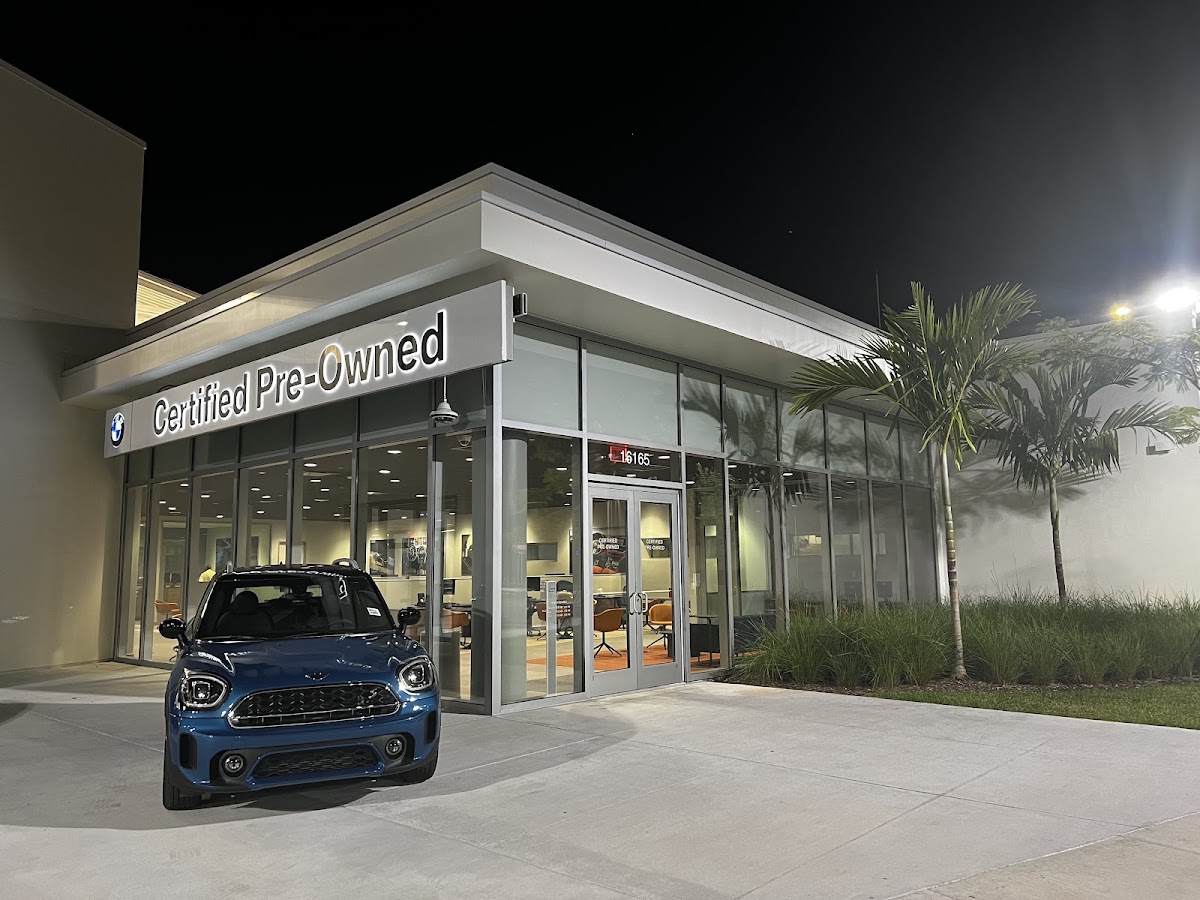 BMW of South Miami photo 1