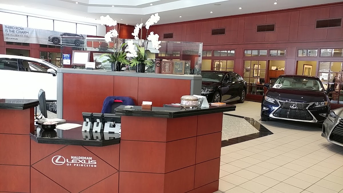 Haldeman Lexus of Princeton photo 2