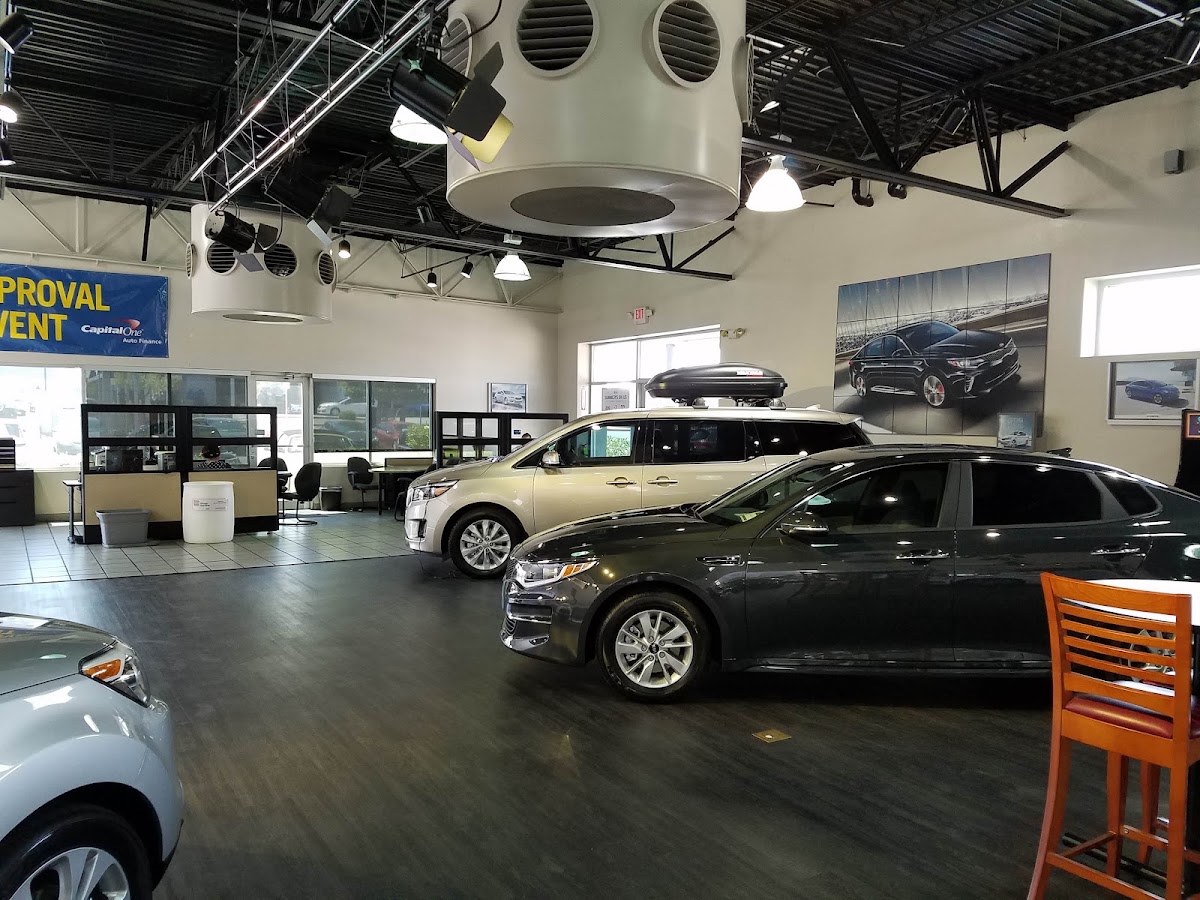 Findlay Kia Las Vegas photo 4
