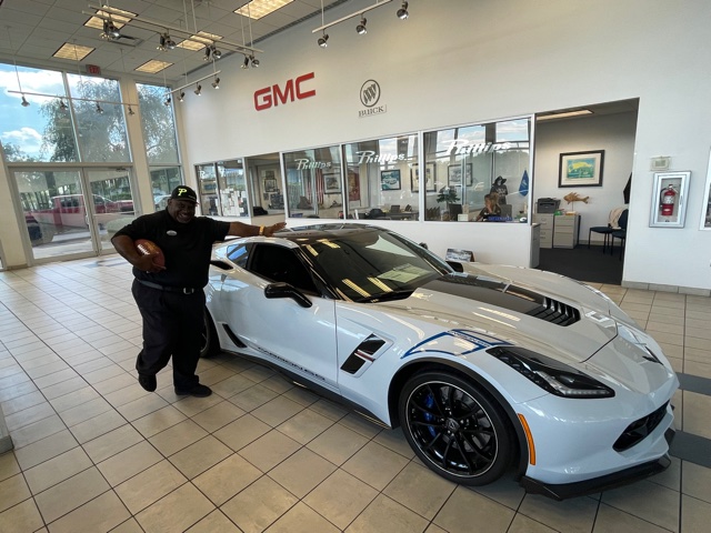 Phillips Buick GMC photo 4