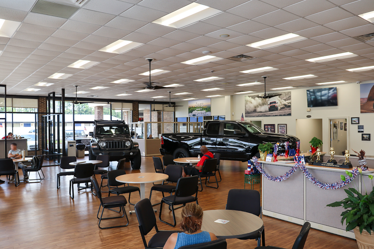 Hayes Chrysler Dodge Jeep Ram Lawrenceville photo 3