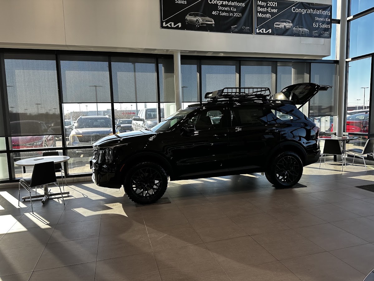 Stones Kia photo 5