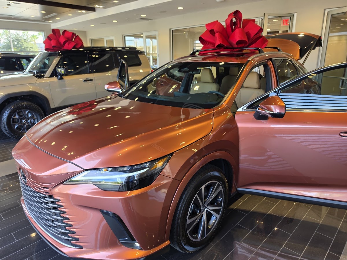 Lexus of Wesley Chapel photo 2