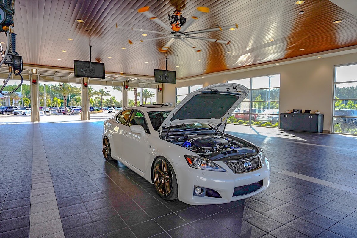 Lexus of Wesley Chapel photo 5