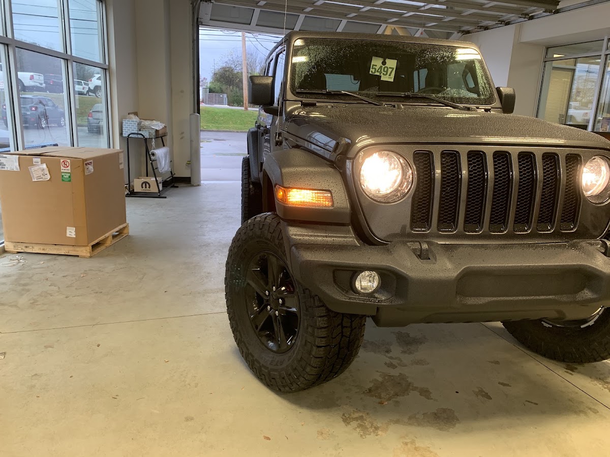 Lenoir City Chrysler Dodge Jeep Ram photo 5