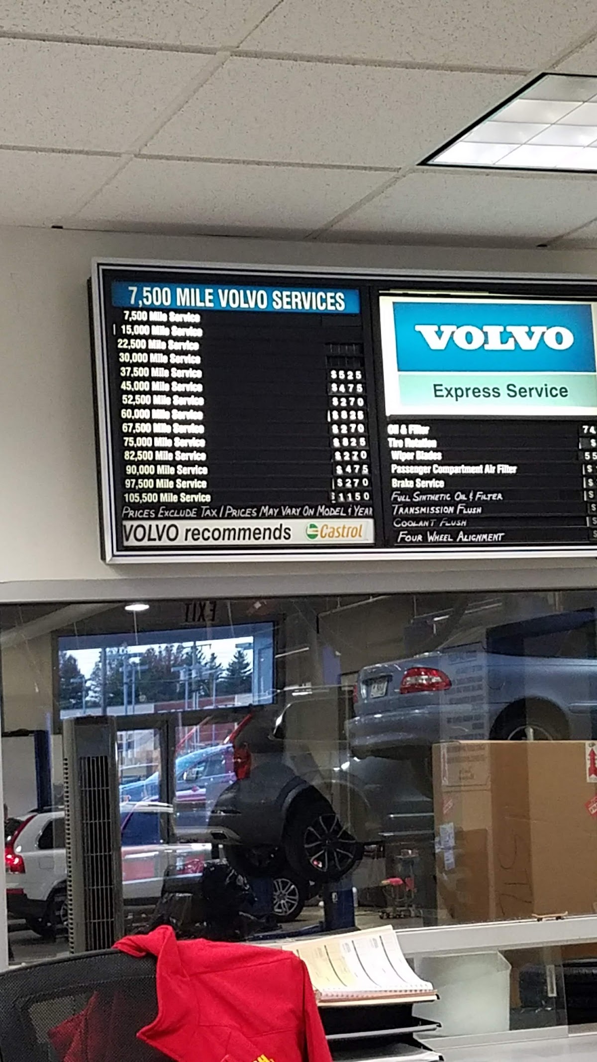 Volvo Cars West County photo 4