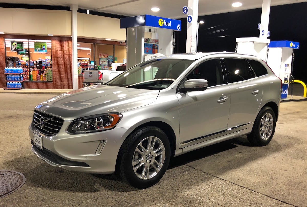 Volvo Cars West County photo 3
