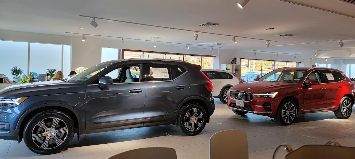 Volvo Cars West County photo 2