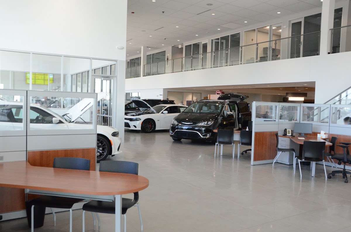 Elgin Chrysler Dodge Jeep Ram photo 5