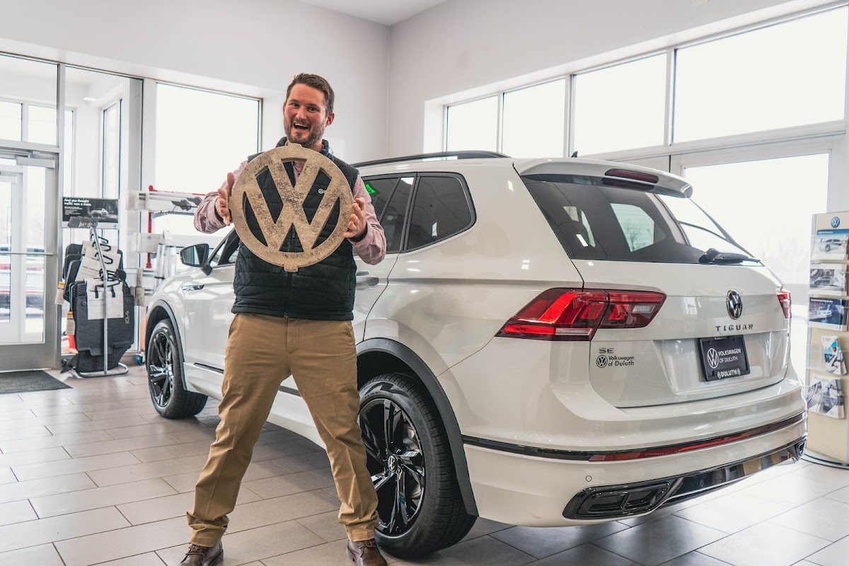 Volkswagen of Duluth photo 2