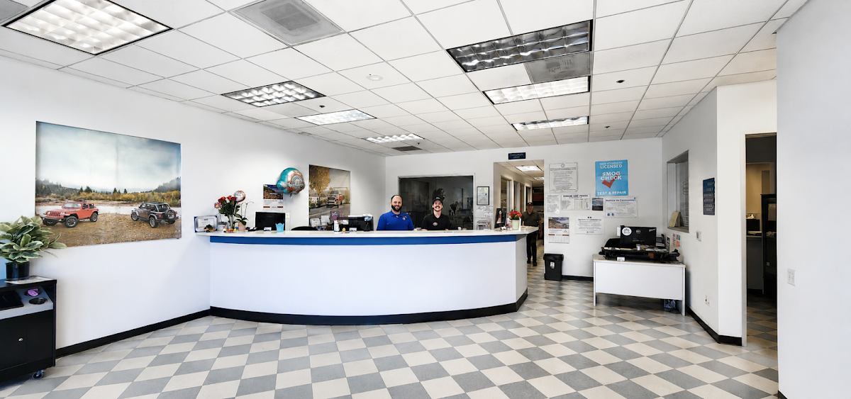 Autoworld Chrysler Dodge Jeep RAM photo 2