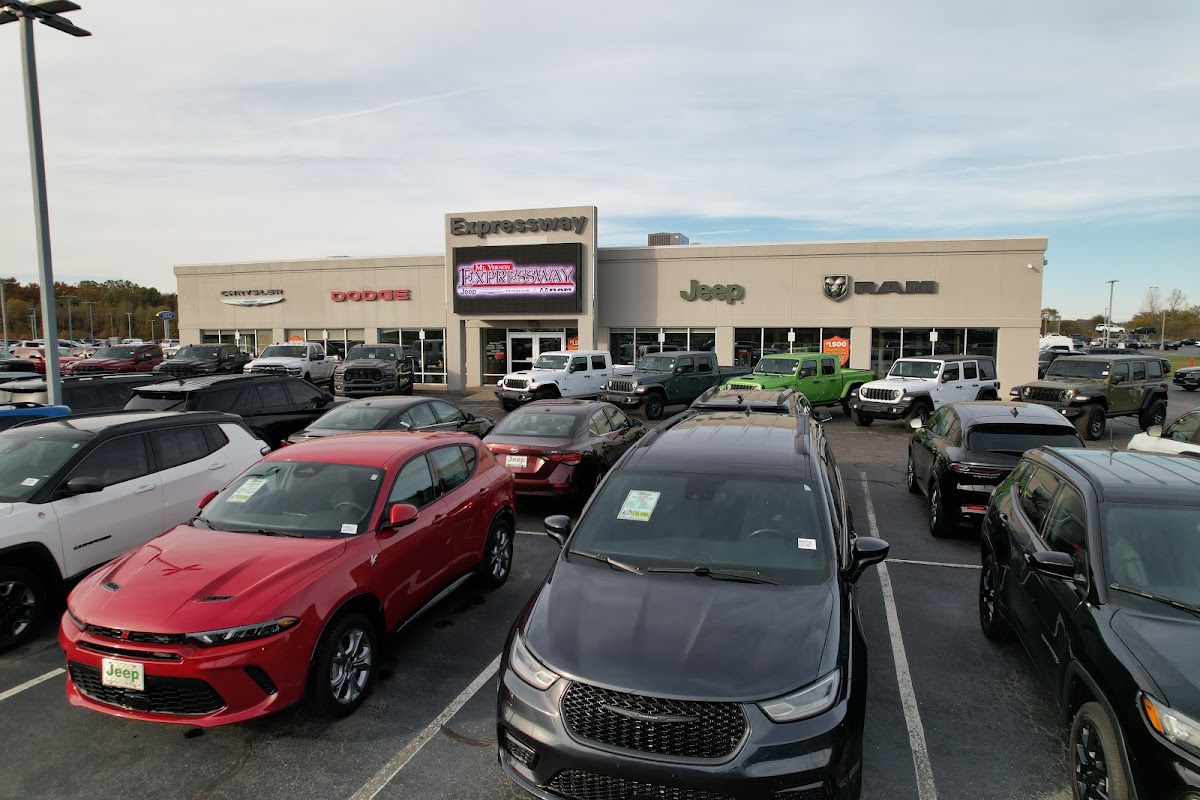 Expressway Chrysler Dodge Jeep RAM of Mount Vernon photo 1