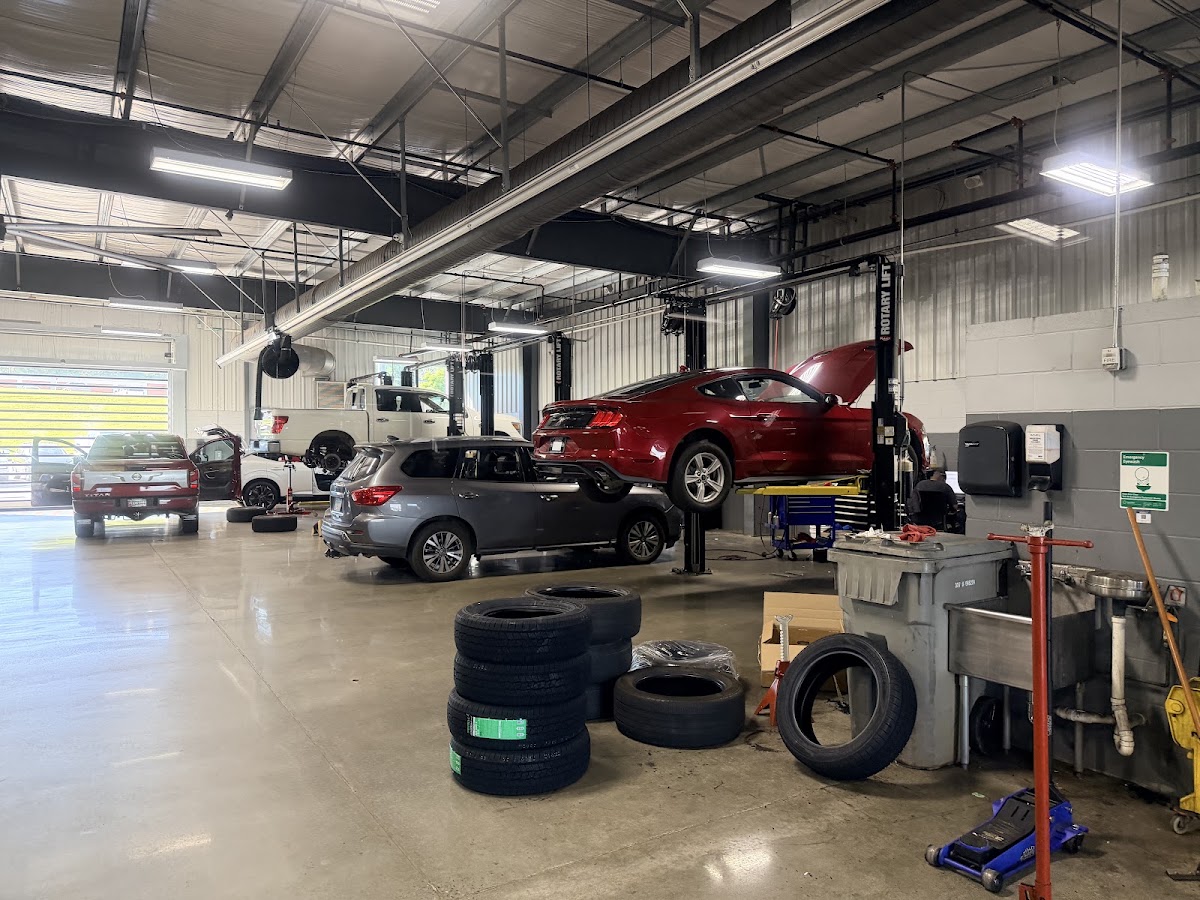 Butler Nissan photo 5