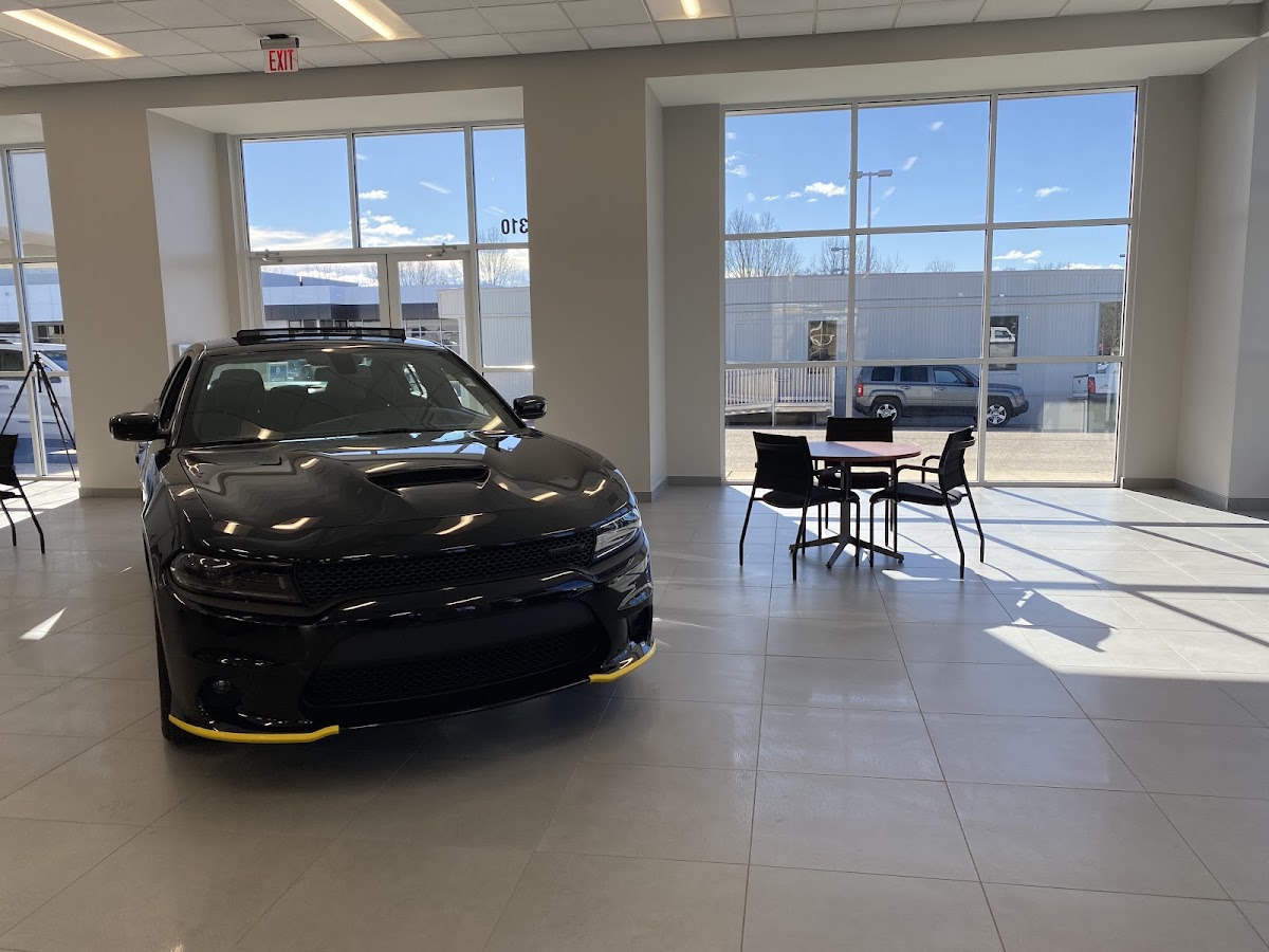 Leith Chrysler Dodge Jeep Ram Wendell photo 4