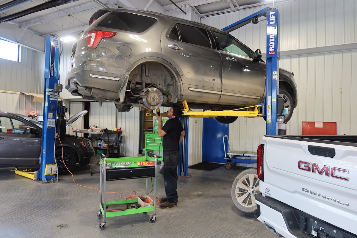 Kemna Ford Algona photo 5