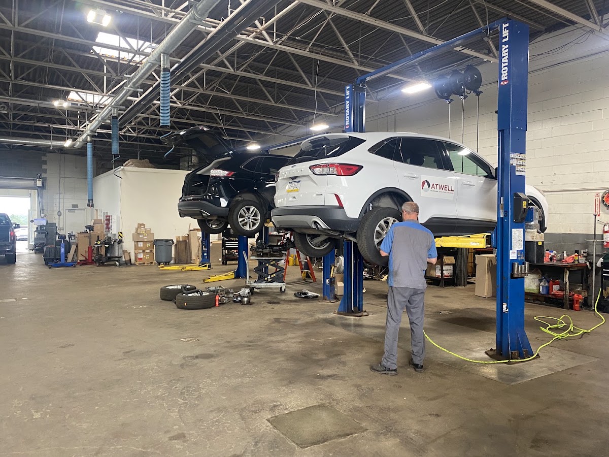 Grove City Ford photo 2