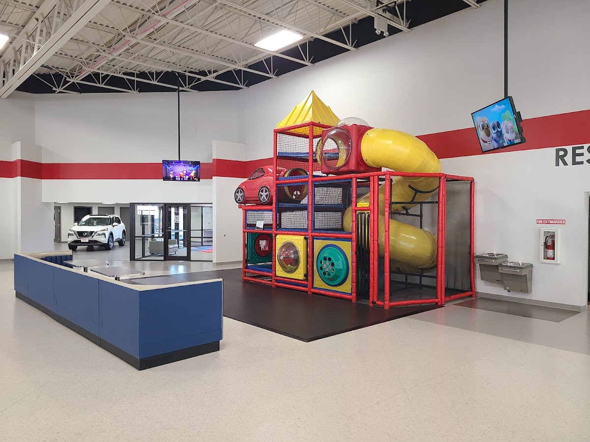 Miller Nissan St Cloud photo 2
