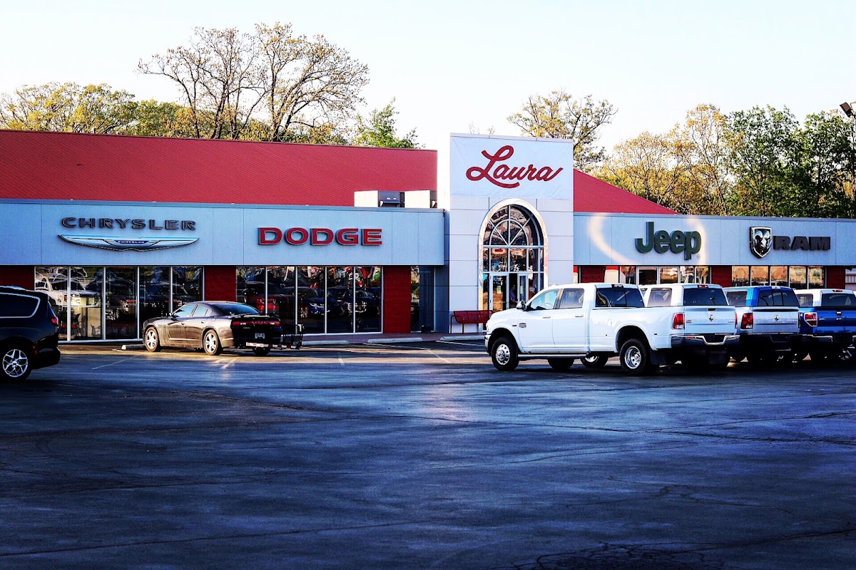 Laura Chrysler Dodge Jeep Ram Sullivan photo 3
