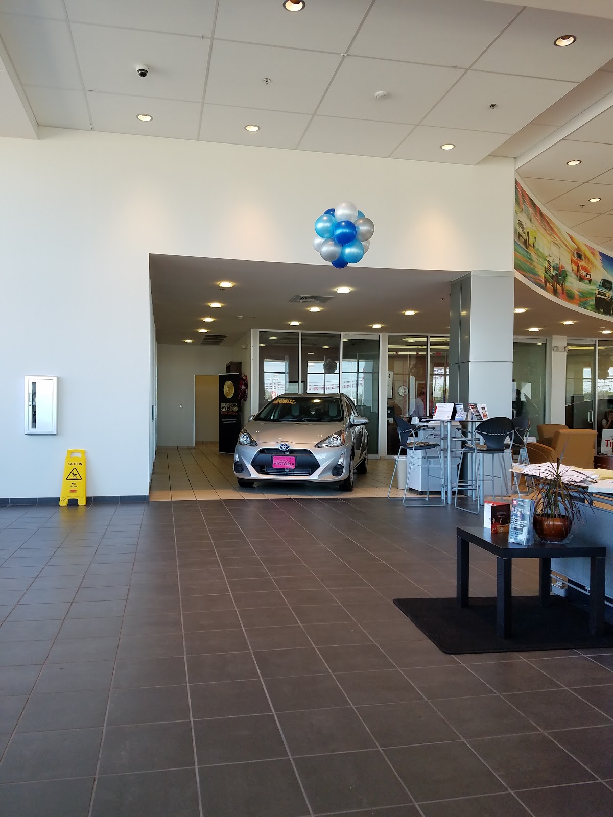 Toyota of Victoria photo 5