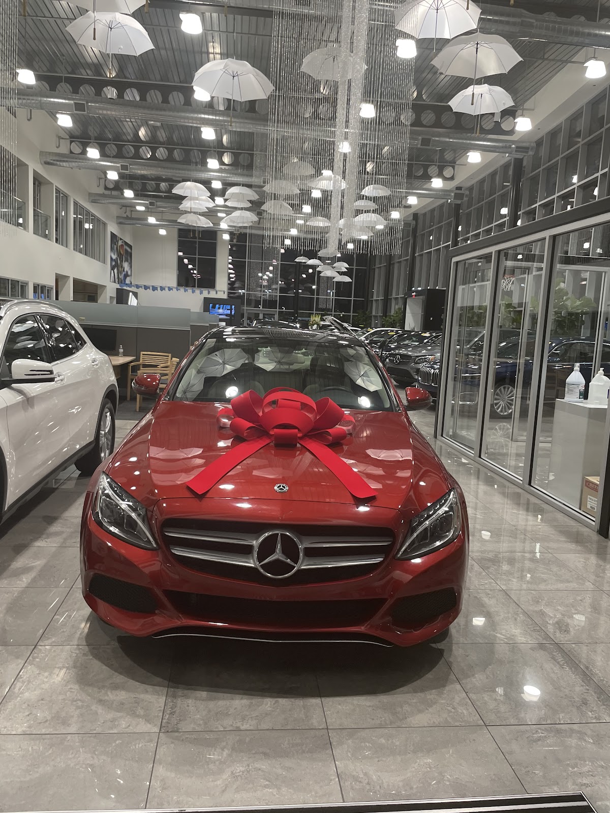 Mercedes-Benz of St. Petersburg photo 3