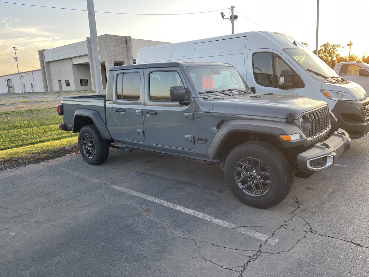 Smart Chrysler Dodge Jeep Ram photo 5