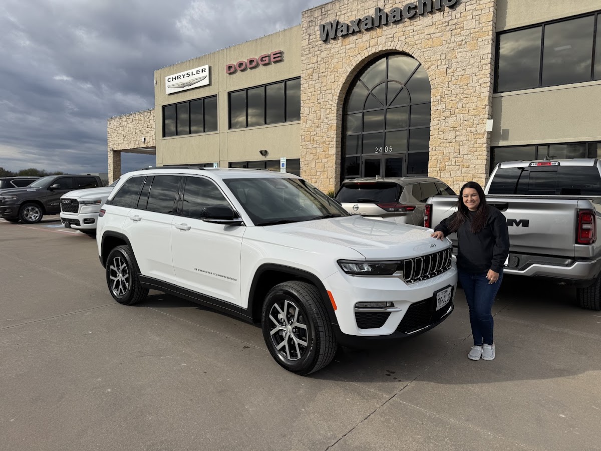 Waxahachie Chrysler Dodge Jeep RAM photo 5