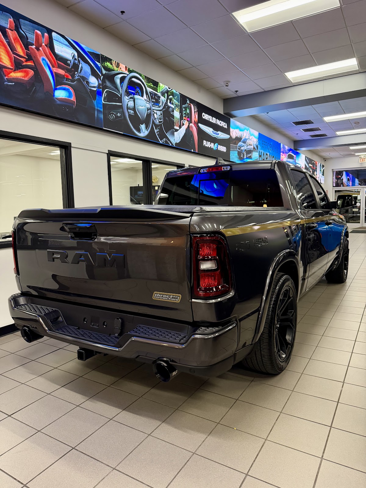Chrysler Dodge Jeep Ram of Chicago photo 2