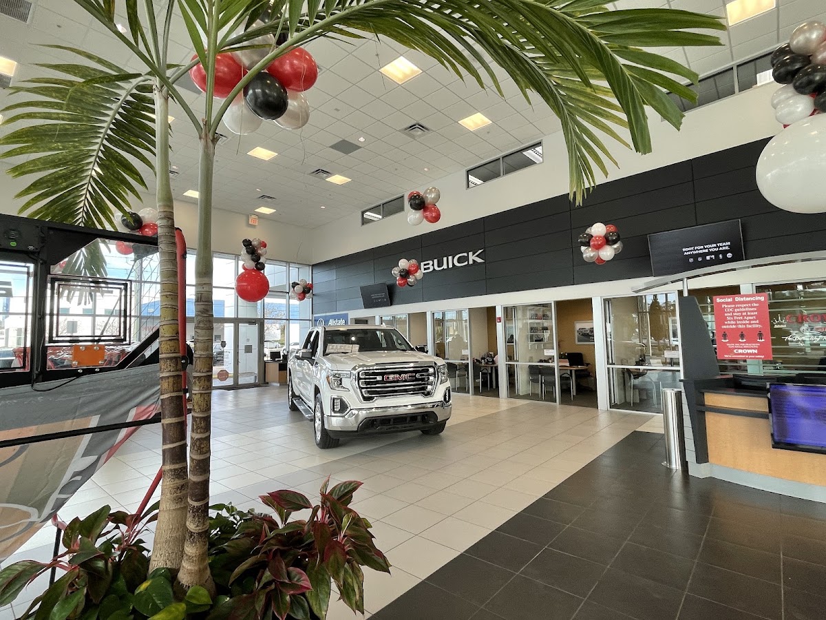 Crown Buick GMC St Petersburg photo 3