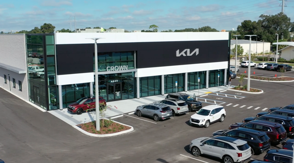 Crown Kia St Petersburg photo 1