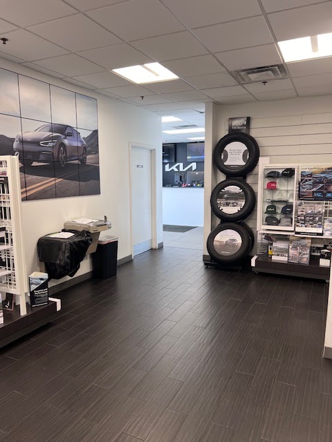 Dutch Miller Kia Barboursville photo 5