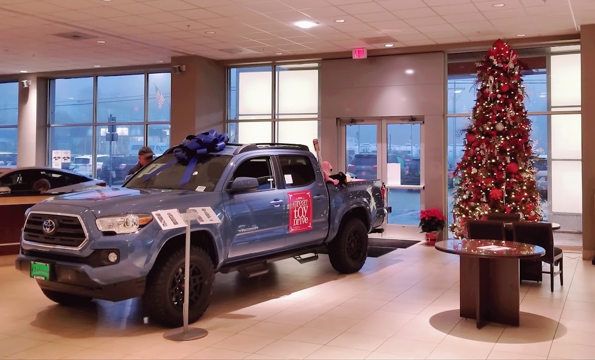 Toyota of Gladstone photo 2