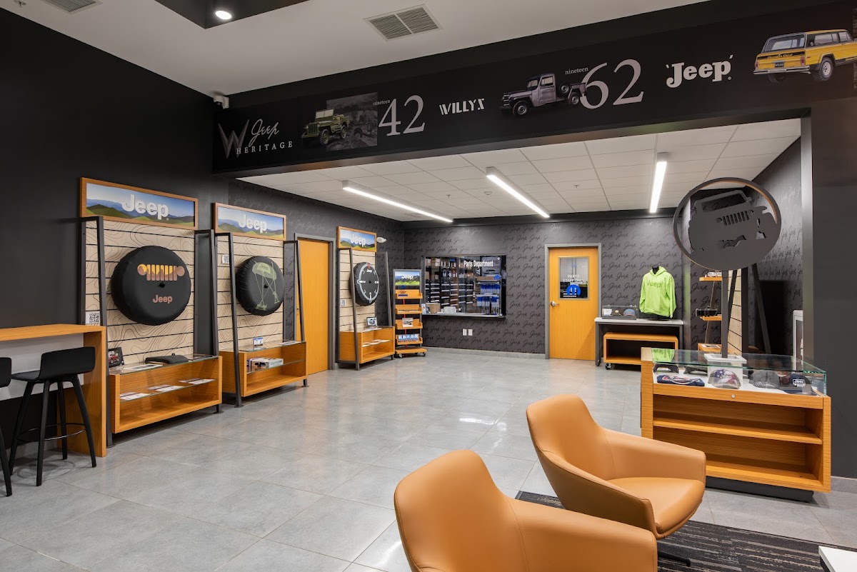 Lia Chrysler Dodge Jeep Ram Schenectady photo 4