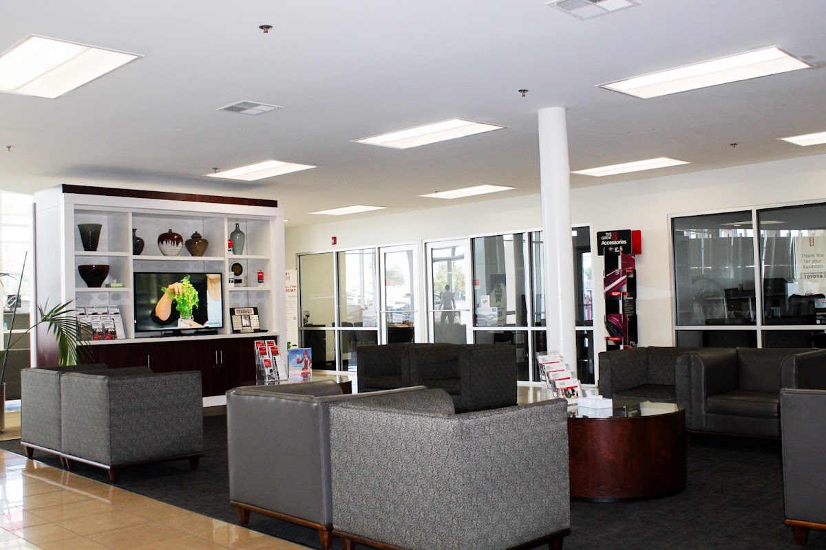 North Bakersfield Toyota photo 5