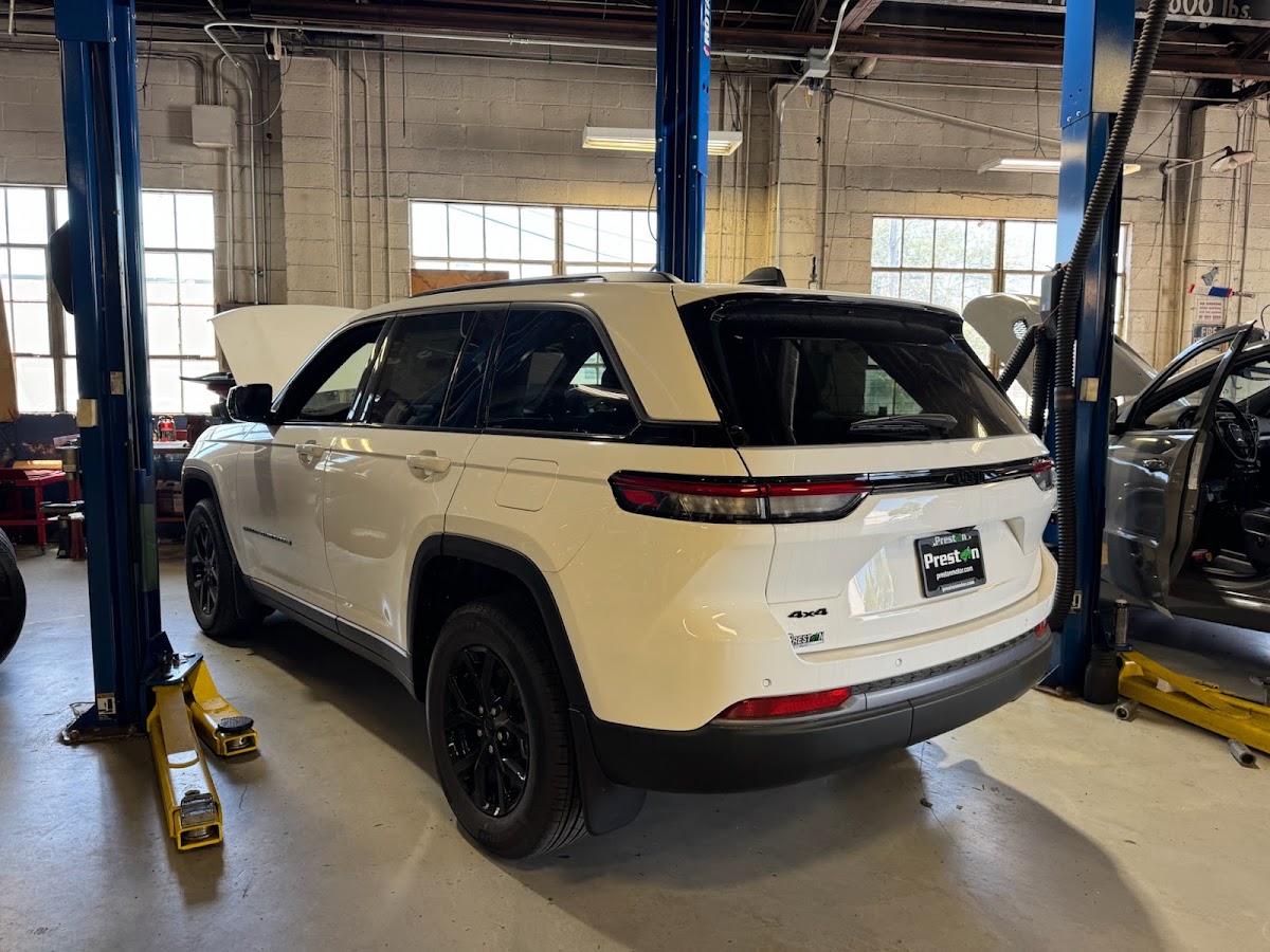 Preston Chrysler Dodge Jeep Ram of Dover photo 2