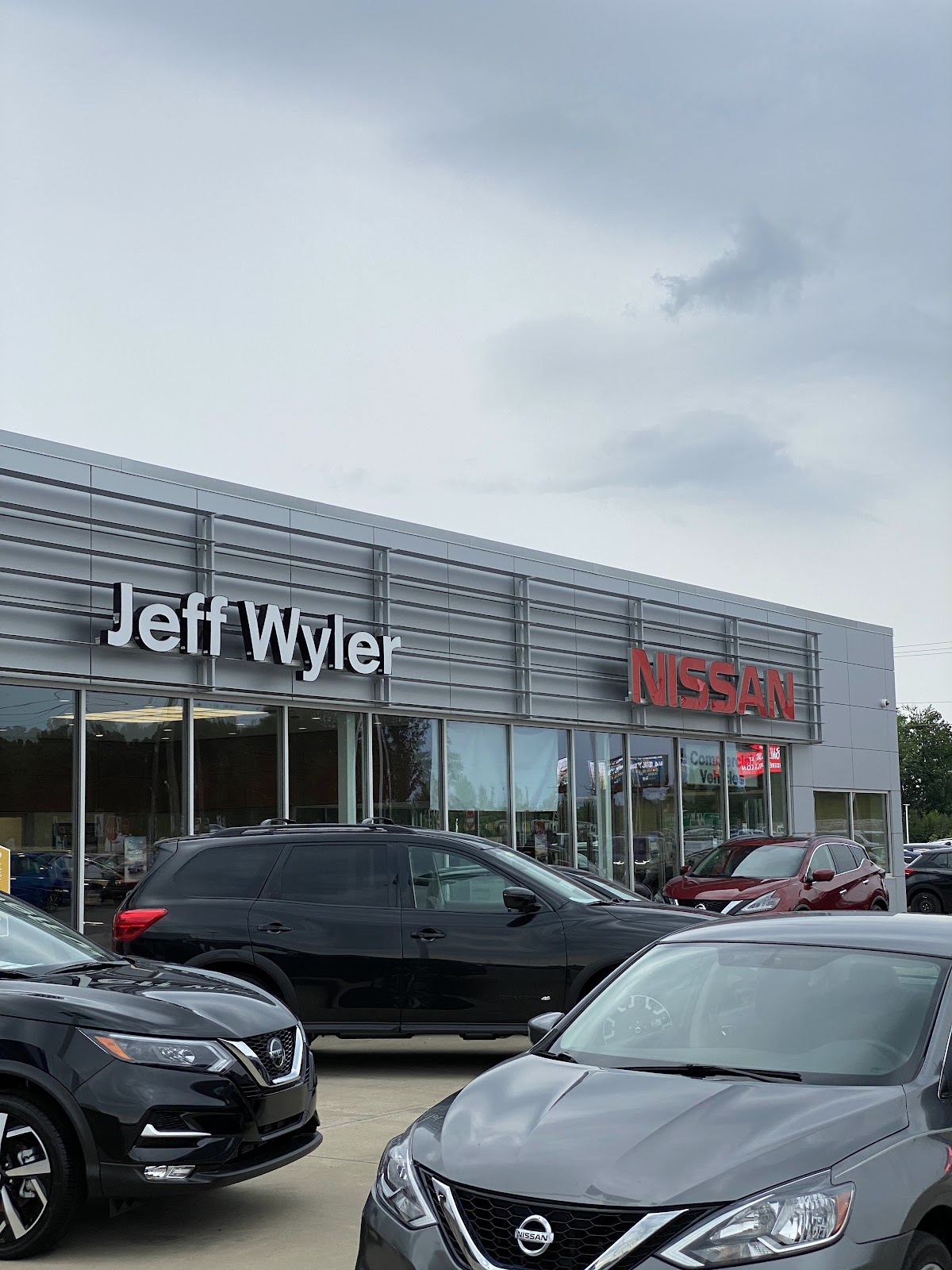 Jeff Wyler Eastgate Nissan photo 3
