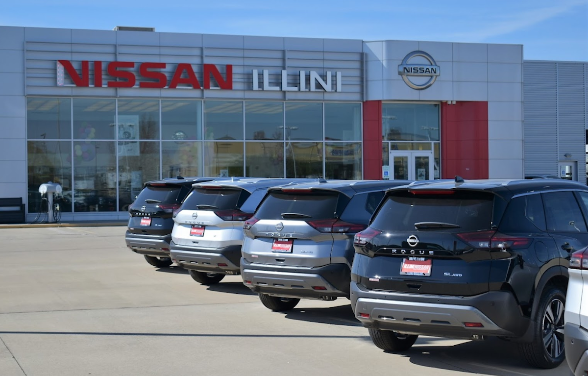 Illini Nissan photo 1